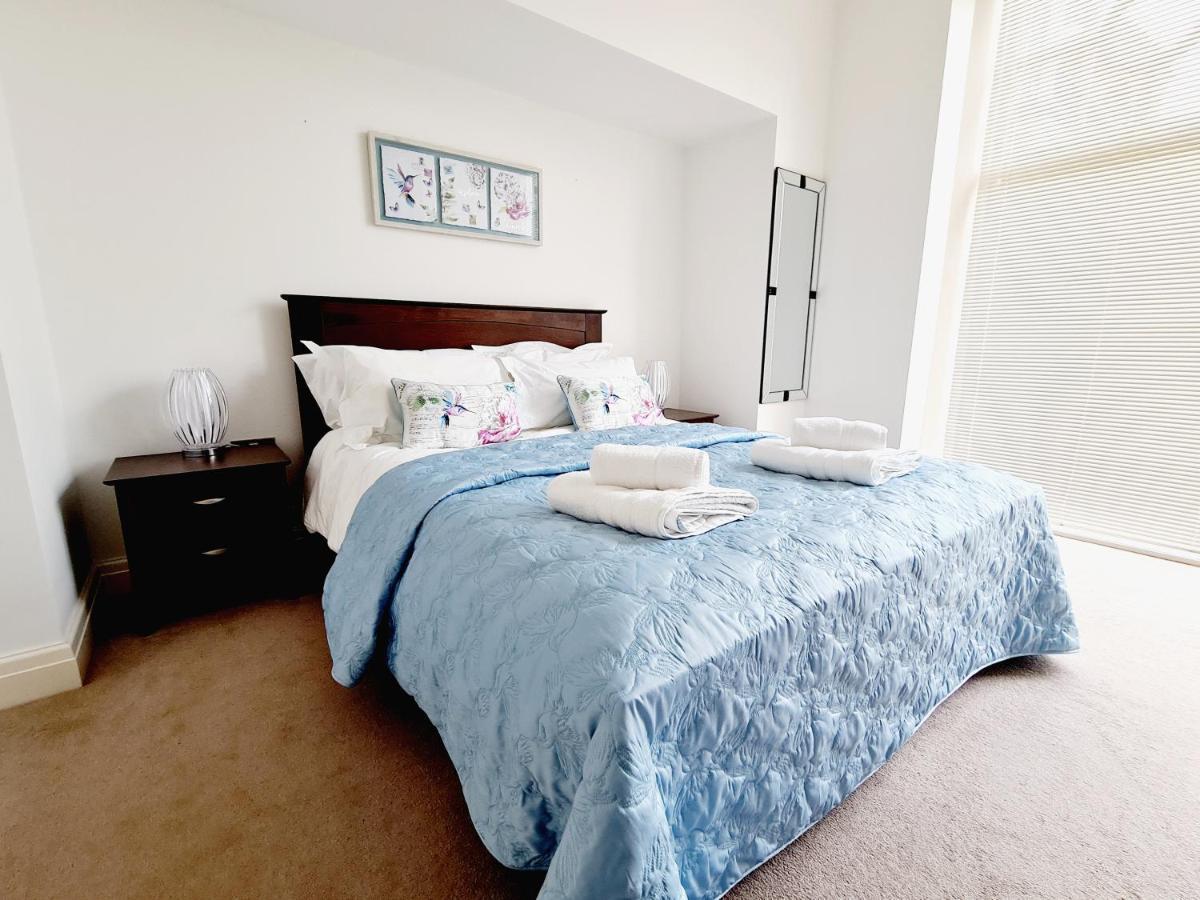 Seas The Day - Beachfront Apartment - Sleeps 4 Ramsgate Buitenkant foto