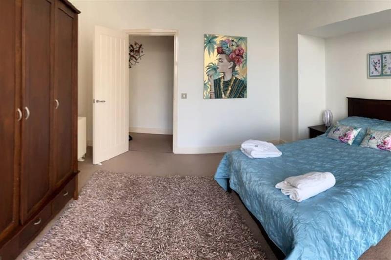 Seas The Day - Beachfront Apartment - Sleeps 4 Ramsgate Buitenkant foto